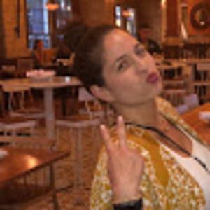 Meet your Posher, Amaryllis